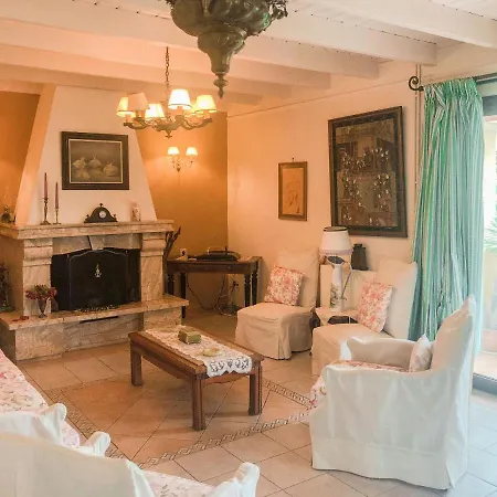 Corfu Christina's House Дом отдыха